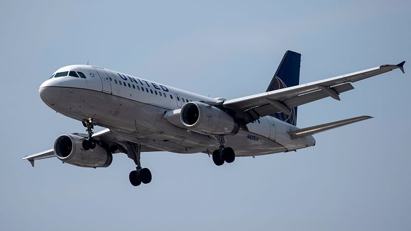 Tiga maskapai penerbangan terbesar AS berencana untuk menggandakan jumlah penerbangan ke Tiongkok pada musim gugur dan musim dingin ini karena mereka memanfaatkan kesepakatan antara negara-negara tersebut untuk mengurangi pembatasan perjalanan di era pandemi