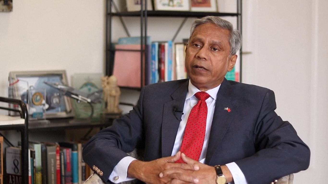 Hali mengatakan AS memiliki sejarah panjang menggunakan demokrasi sebagai alasan untuk campur tangan di negara lain guna mencapai tujuannya sendiri