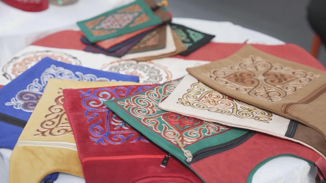 Expo Pariwisata Musim Semi Xinjiang ke-7 Dibuka dengan Jumlah Pengunjung Internasional yang Tinggi