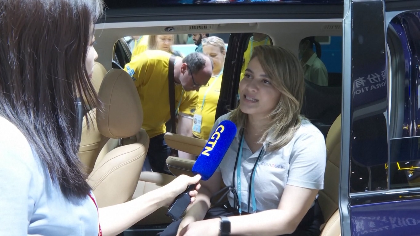 Di antara berbagai pameran