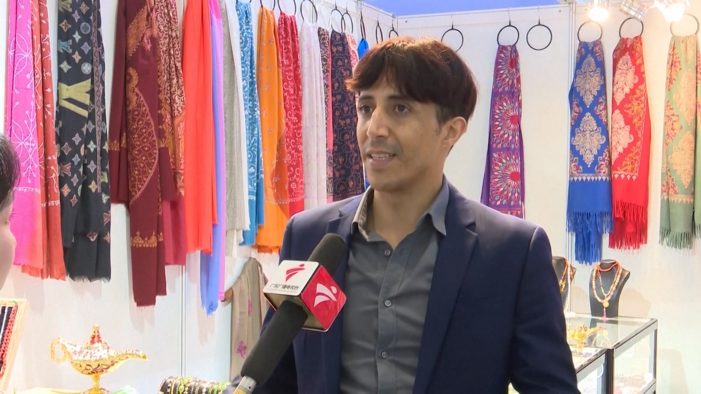 Banyak peserta pameran internasional melihat acara ini sebagai platform utama untuk menjalin hubungan baru dan memperluas basis klien mereka