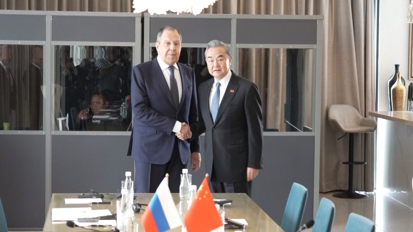 Wang mengatakan bahwa kemitraan strategis yang komprehensif Tiongkok-Rusia untuk koordinasi di era baru sedang maju ke tingkat yang lebih tinggi dan dimensi yang lebih luas