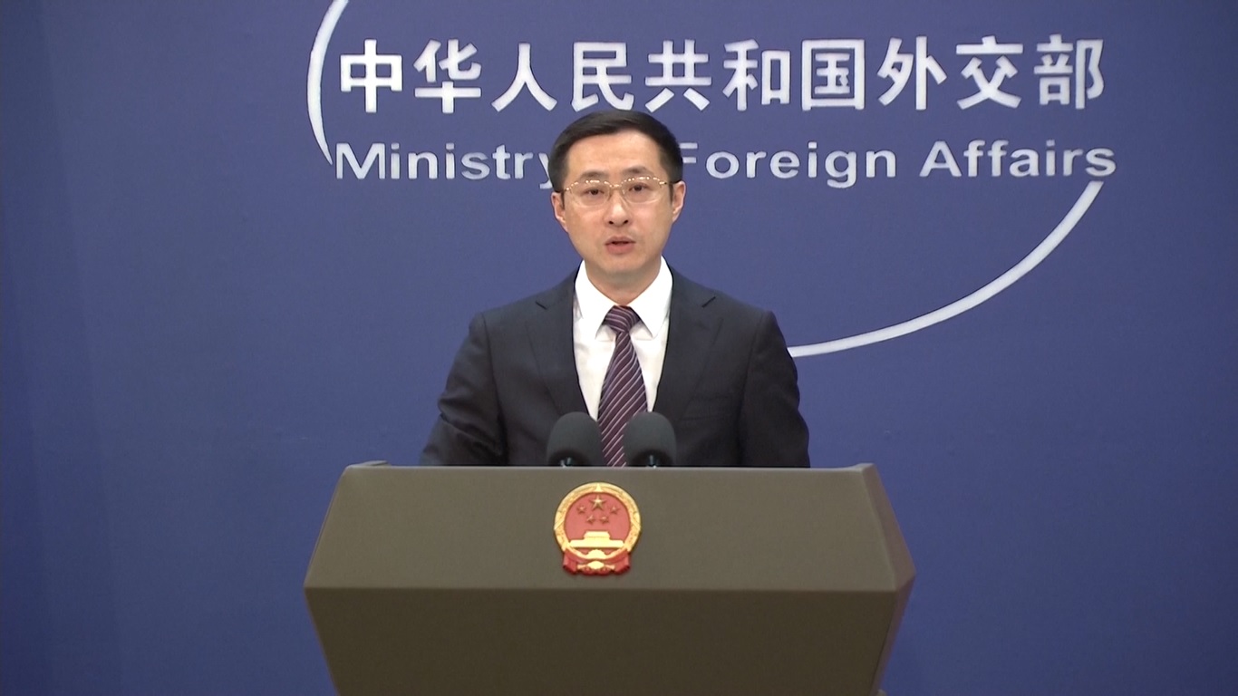 Lin Jian mengatakan bahwa kedua belah pihak yakin bahwa peningkatan dialog dan kerja sama sangat penting dalam situasi saat ini