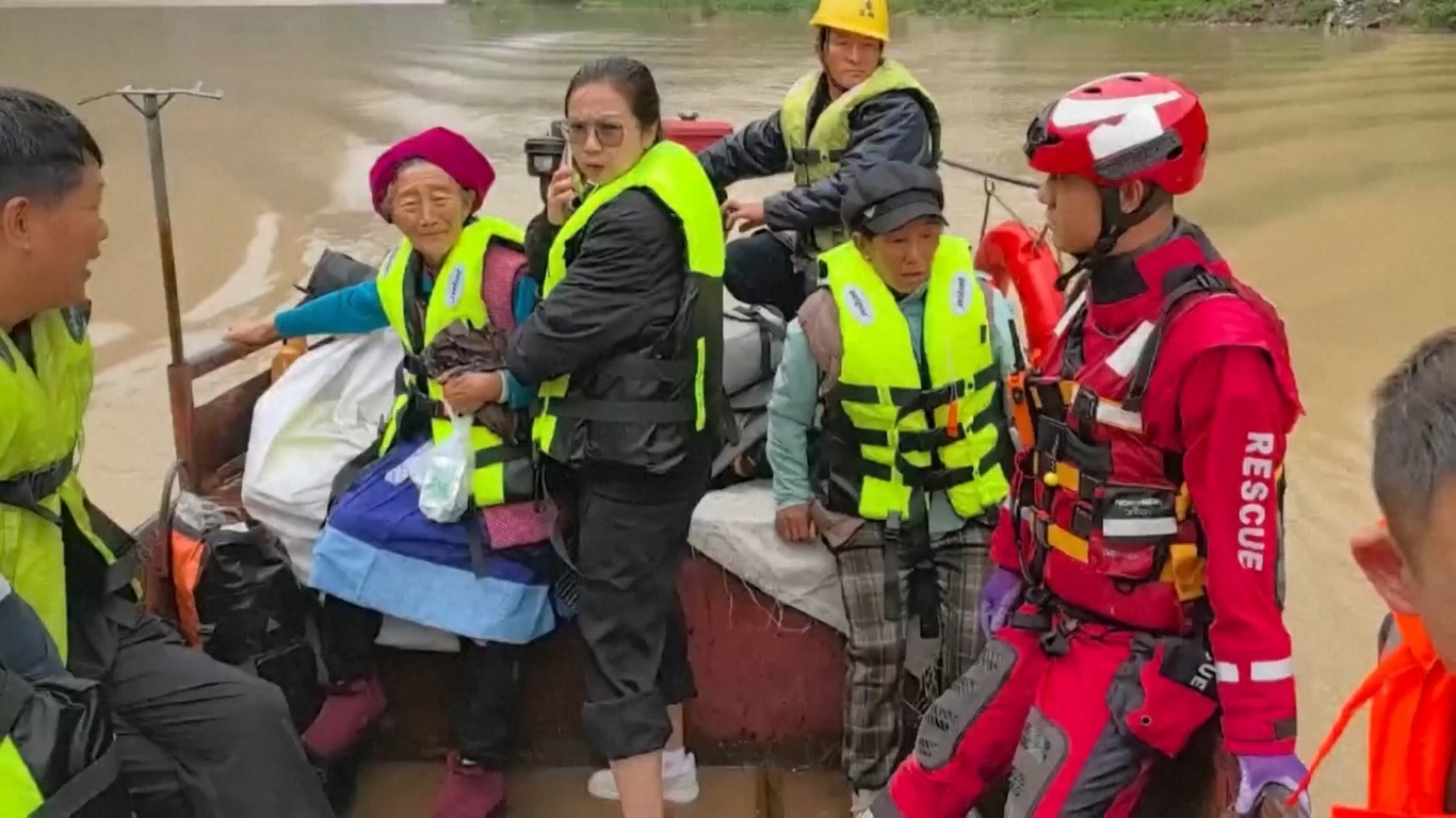 Di Prefektur Otonomi Tibet Diqing