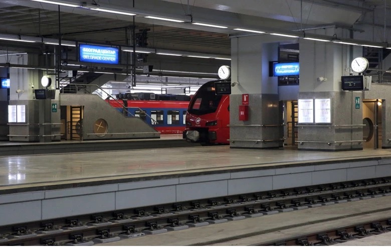 Proyek tersebut mencakup 70 juta euro untuk pembangunan stasiun baru