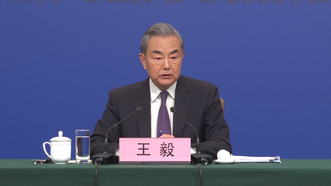 Berdasarkan hubungan ini