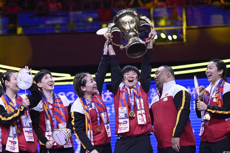 China kembali menjuarai turnamen beregu campuran bertajuk Piala Sudirman atau Sudirman Cup