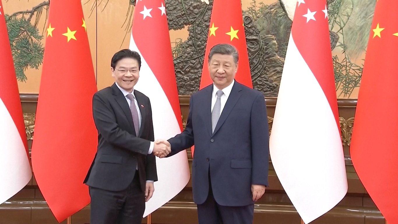 Xi Jinping Bertemu PM Singapura di Beijing