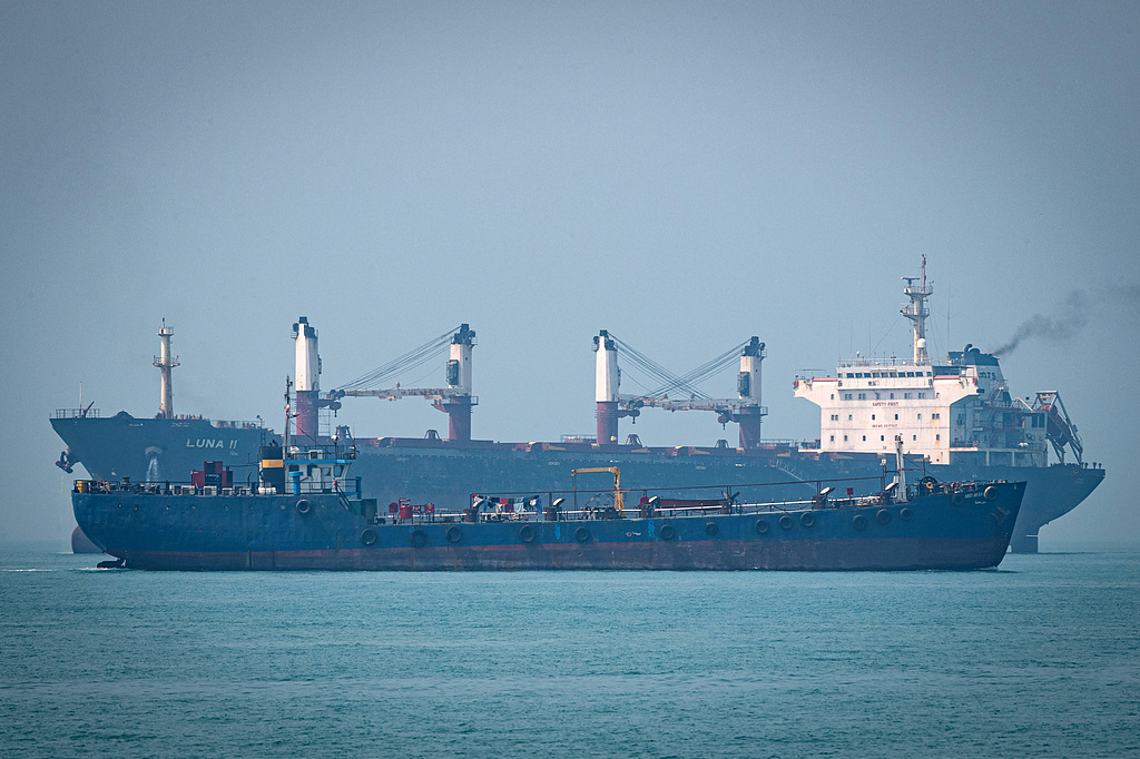 IRGC Iran Menghantam 7 Kapal Tanker Minyak yang 'Melanggar' Aturan di Selat Hormuz