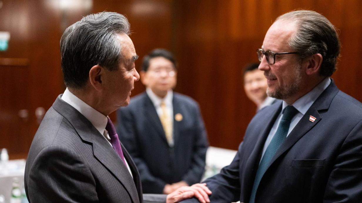 Wang menyampaikan pernyataan tersebut saat bertemu dengan Menteri Luar Negeri Austria