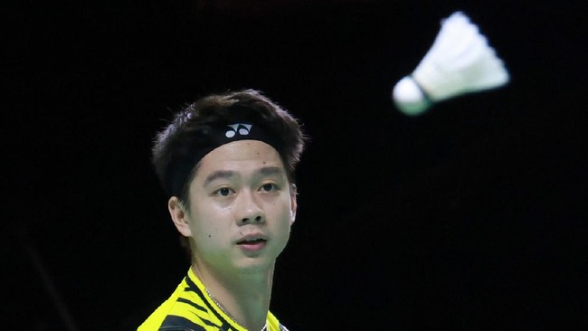 Kevin Sanjaya Sukamuljo resmi mengumumkan pensiun dari dunia badminton pada Kamis (16/5) Keputusan itu diungkap Kevin melalui akun media sosial