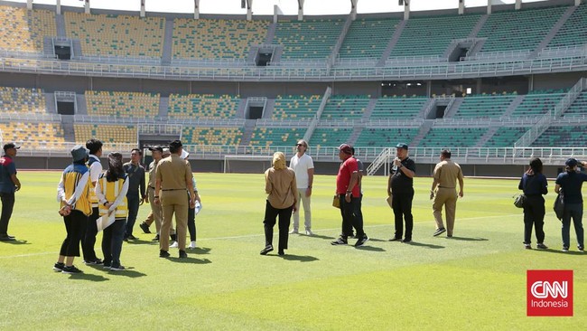 Wali Kota Surabaya Eri Cahyadi berharap Stadion Gelora Bung Tomo (GBT) bisa digunakan untuk menggelar Piala Dunia U-17 2023 dan laga Persebaya Surabaya di Liga 1