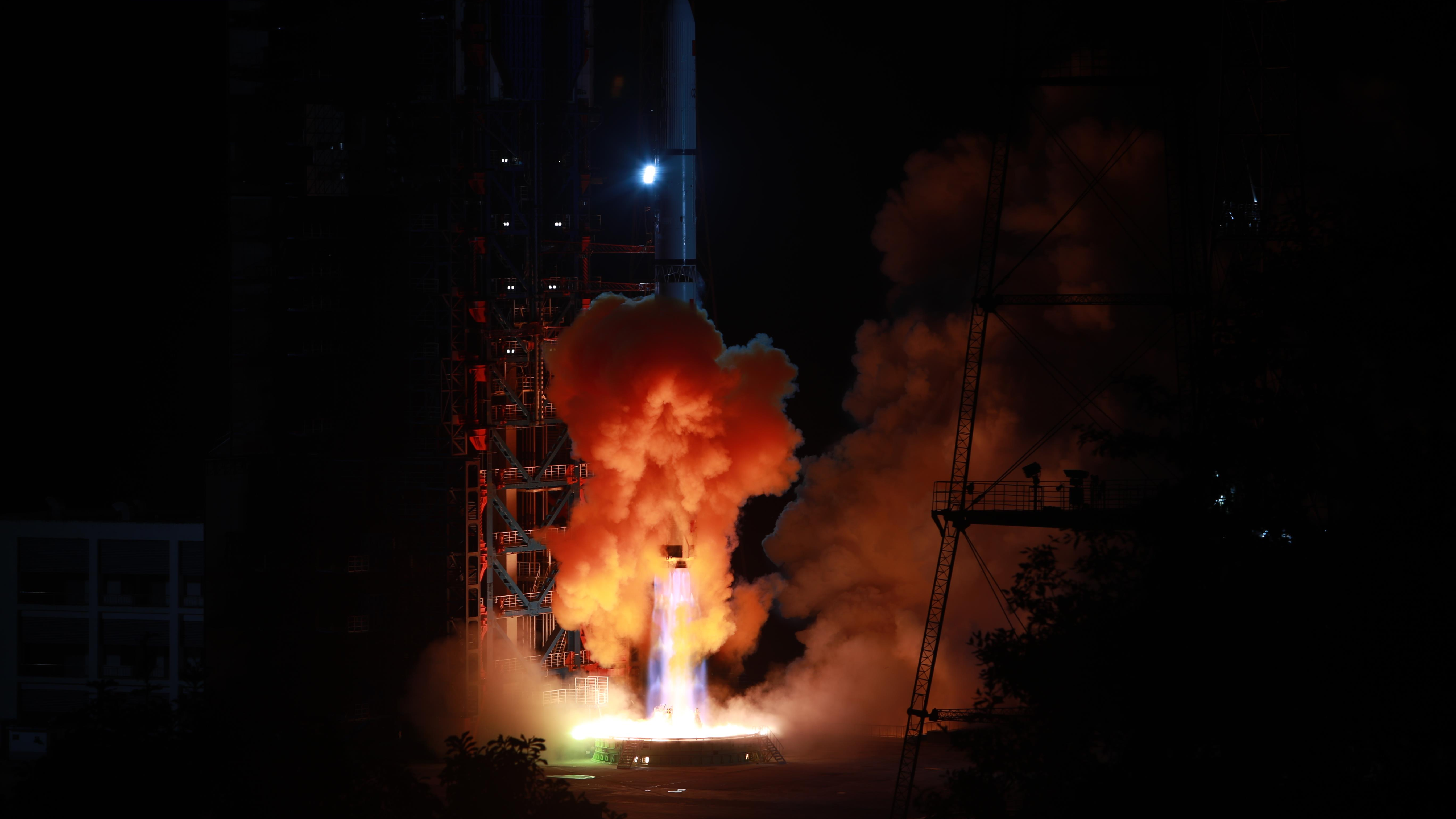 Dari Pusat Peluncuran Satelit Xichang di provinsi barat daya Sichuan  Tiongkok berhasil mengirim satelit penginderaan jauh terbaru ke luar angkasa