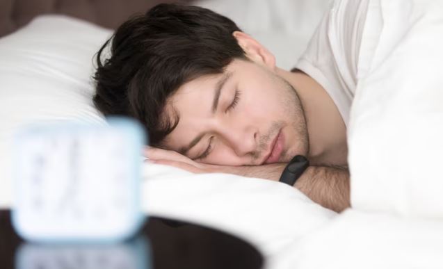 Tidur lama memang menyenangkan dan rileks